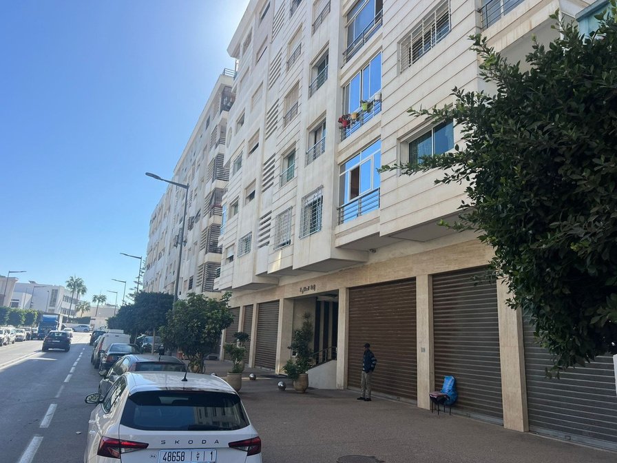 Axe routier N1 et linéaires commerciaux, Rabat Agdal